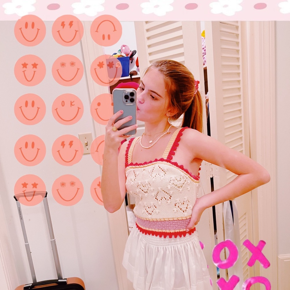 knit top from zara. didn’t really like the way it fit me, but i’m still obsessed